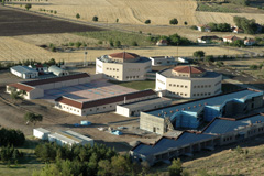 研究所施設の建設